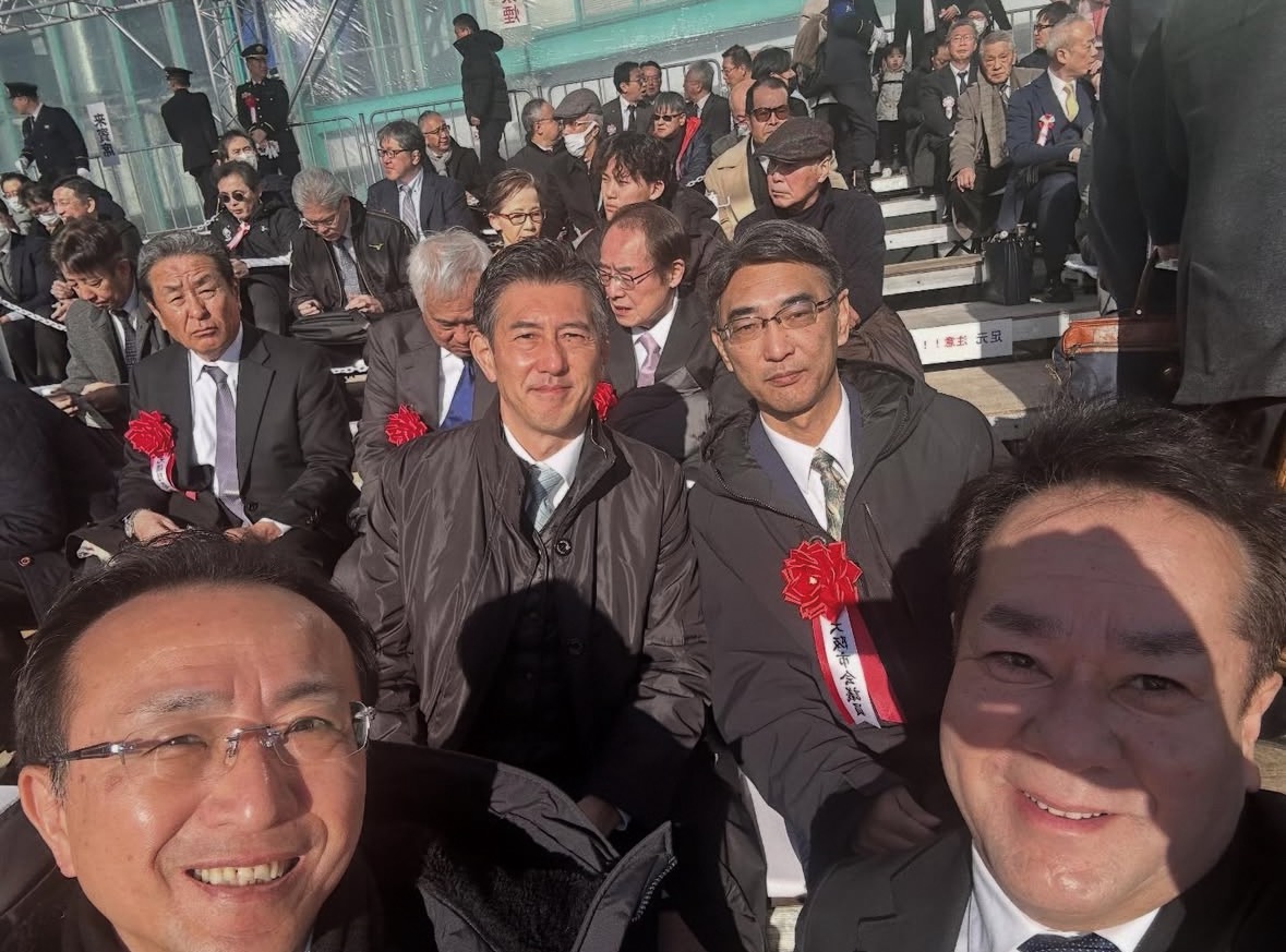 大阪市消防出初式、今宮戎の福娘の皆さんが表敬訪問